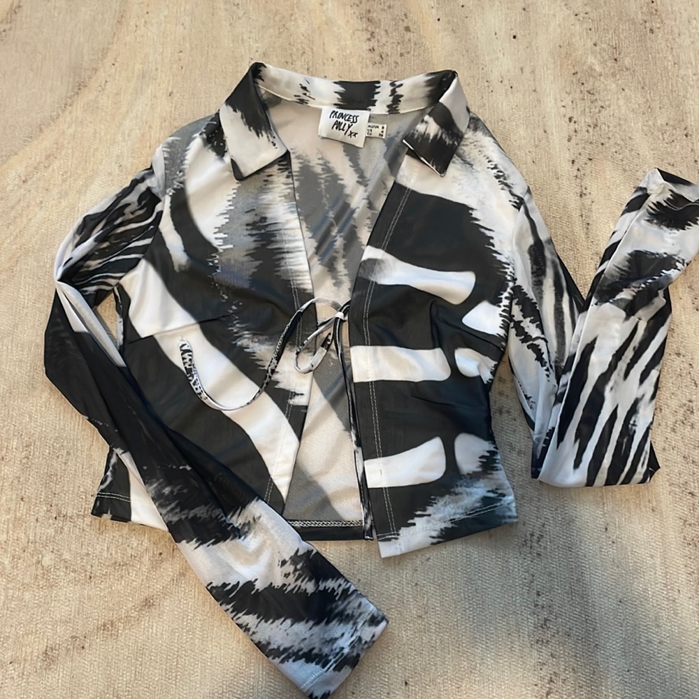 Mesh Top - Picture 2 of 3